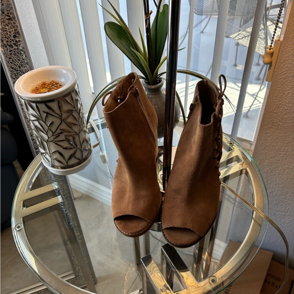 Lucky Brand Tan Peep-Toe Ankle Booties